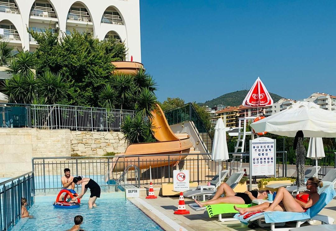 Goldenday Wings Hotel Kusadası Eksteriør bilde